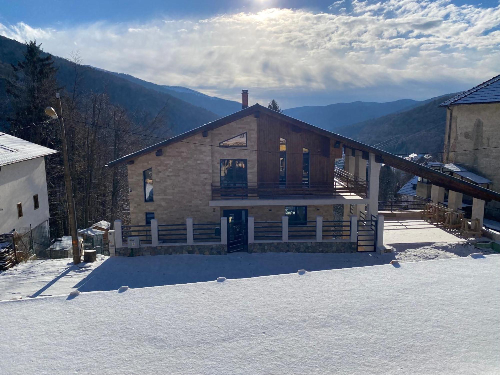 Stone House Sinaia Exterior foto
